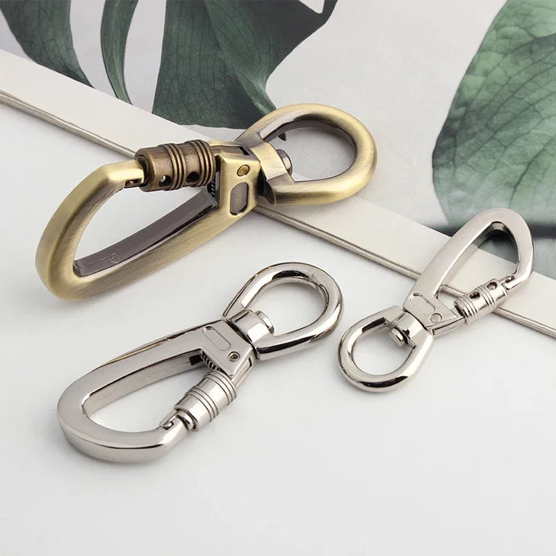 Dog Leash Clip Pets Carabiner Auto Locking Carabiner With Swivel Rotating Ring For Outdoor Keychain Pet Leash Hook Accessories