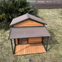 Wooden Dog Kennel Eco-Friendly Villa Style Solid Pattern Button Closure Outdoor Kennels for Dogs